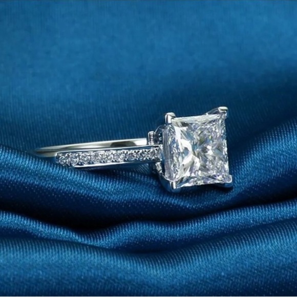 NWT S925 Sterling Silver Princess Cut Ring - Picture 3 of 6